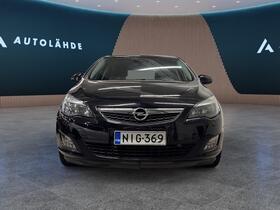 Opel Astra vaihtoauto