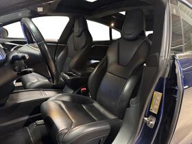 Tesla Model S vaihtoauto