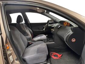 Nissan Primera vaihtoauto