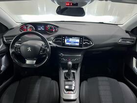 Peugeot 308 vaihtoauto