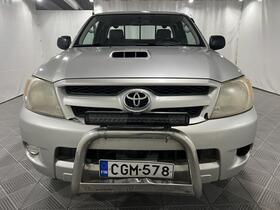 Toyota Hilux vaihtoauto