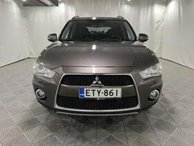 Mitsubishi Outlander vaihtoauto