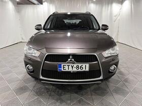 Mitsubishi Outlander vaihtoauto