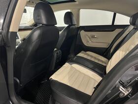 Volkswagen Passat CC vaihtoauto