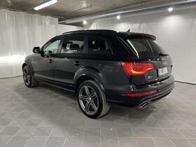 Audi Q7 vaihtoauto