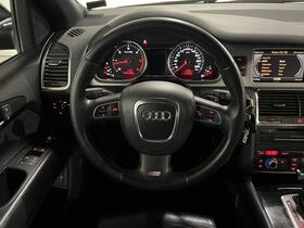 Audi Q7 vaihtoauto