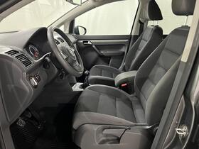 Volkswagen Touran vaihtoauto