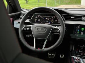 Audi SQ8 e-tron vaihtoauto