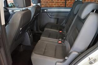 Volkswagen Touran vaihtoauto