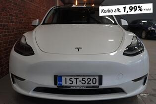 Tesla Model Y vaihtoauto