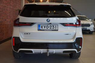 BMW iX1 vaihtoauto