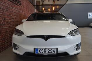 Tesla Model X vaihtoauto