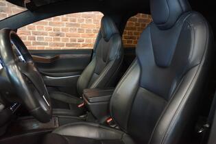 Tesla Model X vaihtoauto