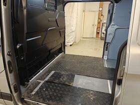 Ford Transit Custom vaihtoauto