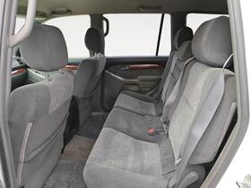 Toyota Land Cruiser vaihtoauto