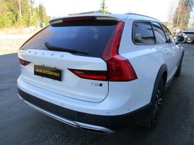 Volvo V90 Cross Country vaihtoauto