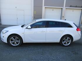 Opel Insignia vaihtoauto