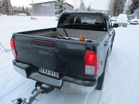 Toyota Hilux vaihtoauto