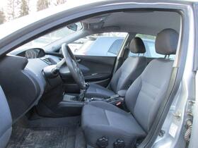 Nissan Primera vaihtoauto