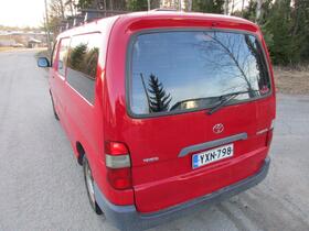 Toyota Hiace vaihtoauto