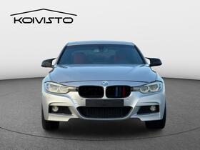 BMW 330 vaihtoauto