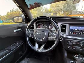 Dodge Charger vaihtoauto