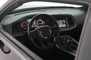 Dodge Challenger vaihtoauto