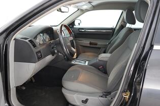 Chrysler 300C vaihtoauto