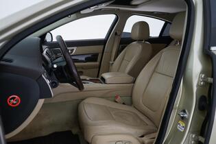 Jaguar XF vaihtoauto