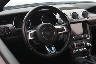 Ford USA Mustang vaihtoauto