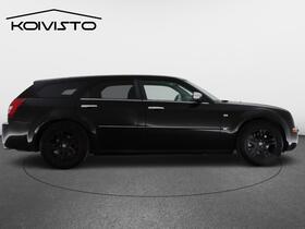 Chrysler 300C vaihtoauto