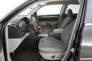 Chrysler 300C vaihtoauto