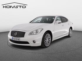 Nissan Fuga vaihtoauto