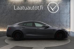 Tesla Model S vaihtoauto
