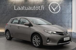 Toyota Auris vaihtoauto