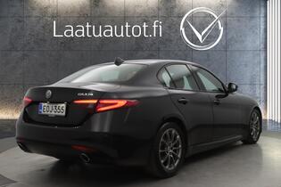 Alfa Romeo Giulia vaihtoauto