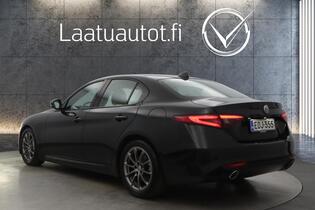 Alfa Romeo Giulia vaihtoauto