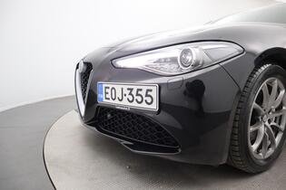 Alfa Romeo Giulia vaihtoauto