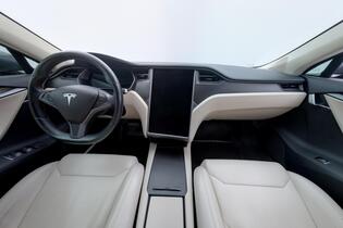Tesla Model S vaihtoauto