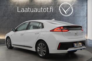Hyundai IONIQ hybrid vaihtoauto