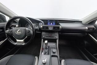Lexus IS vaihtoauto