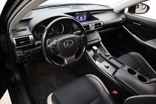 Lexus IS vaihtoauto