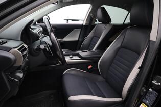Lexus IS vaihtoauto