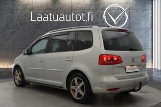 Volkswagen Touran vaihtoauto