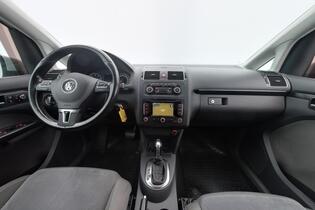 Volkswagen Touran vaihtoauto