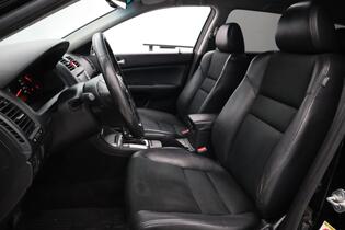 Honda Accord vaihtoauto