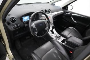 Ford S-MAX vaihtoauto