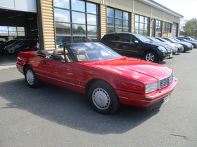 Cadillac Allante vaihtoauto