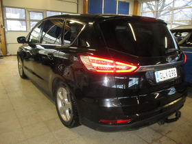 Ford S-MAX vaihtoauto