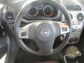 Opel Corsa vaihtoauto